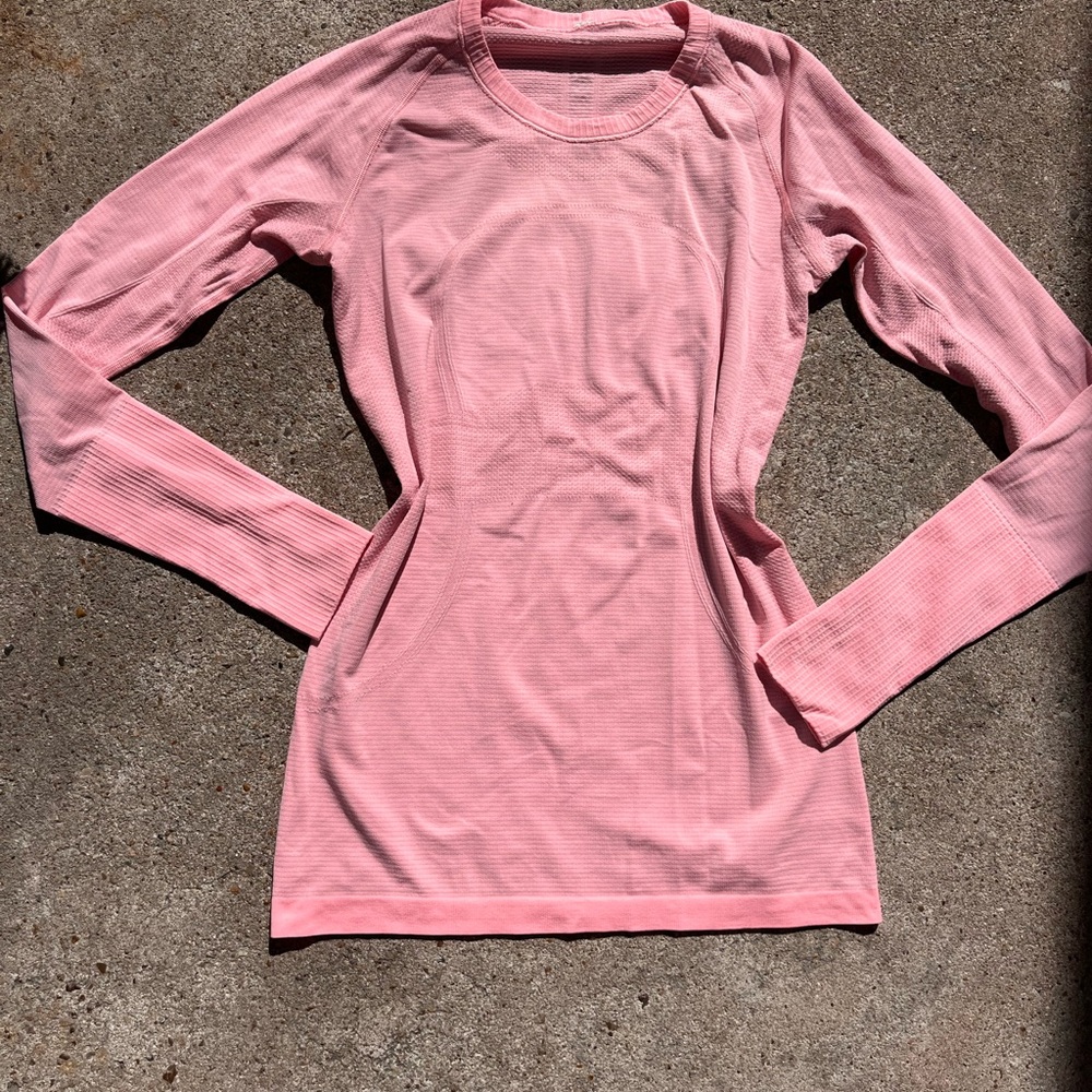 Lululemon Swiftly Tech